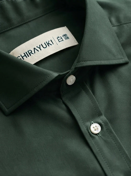Kaze shirt collar and Shirayuki neck label, close-up