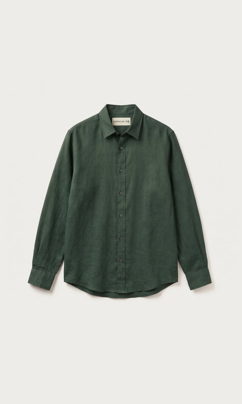 Kaze smart casual shirt in forest green, front view